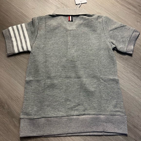 kids top - Picture 2 of 3